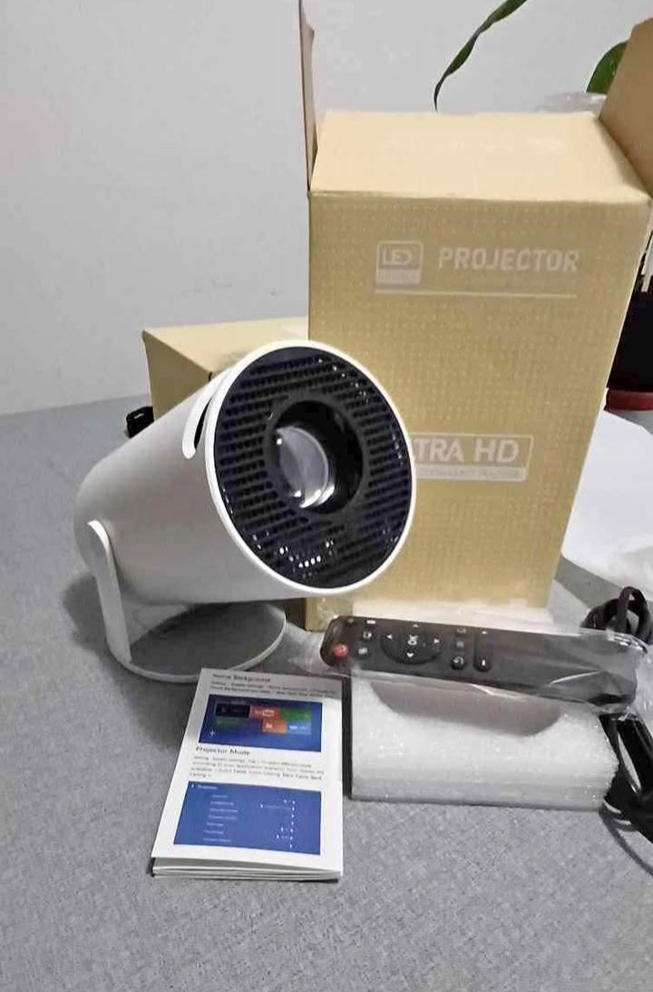 Proyector K4 Ultra HD Smart – Tu Pantalla Gigante en Cualquier Lugar